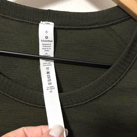 Lululemon Swiftly Tech Long Sleeve Crew Neck Top Thumb Holes Dark Olive Green - Picture 7 of 11